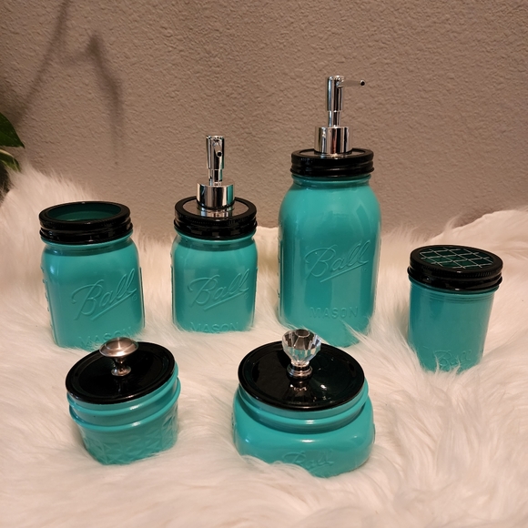 New Bathroom mason jar decor